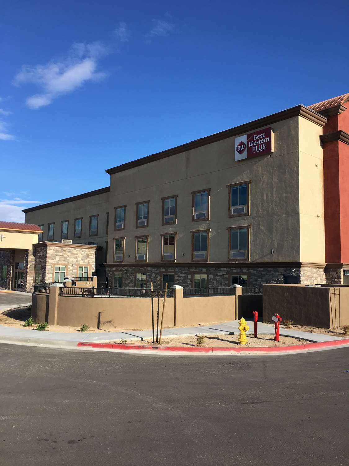 Best Western Plus New Barstow Inn & Suites Ngoại thất bức ảnh